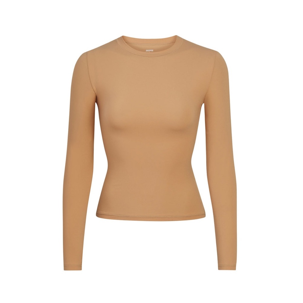 SKIMS Fits Everybody Long Sleeve T-Shirt